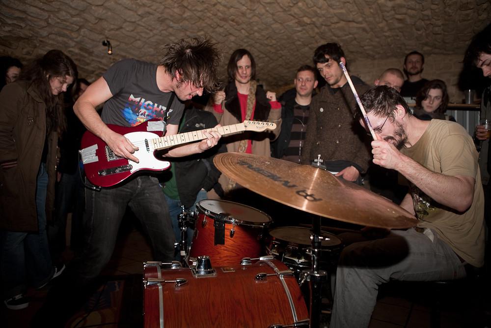 pneu | black baron | autre canal | 2008-03-07